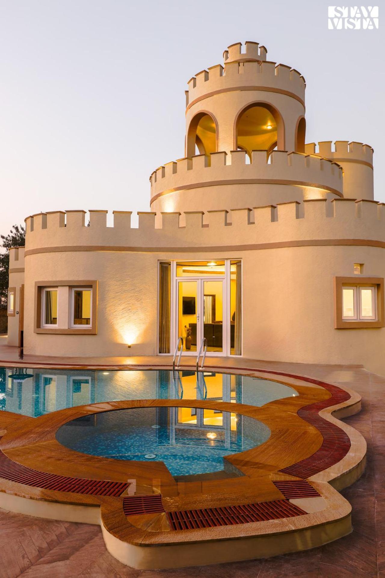 Stayvista'S Mystic Castle With Terrace, Swimming Pool, Lawn With Gazebo 斋浦尔 外观 照片