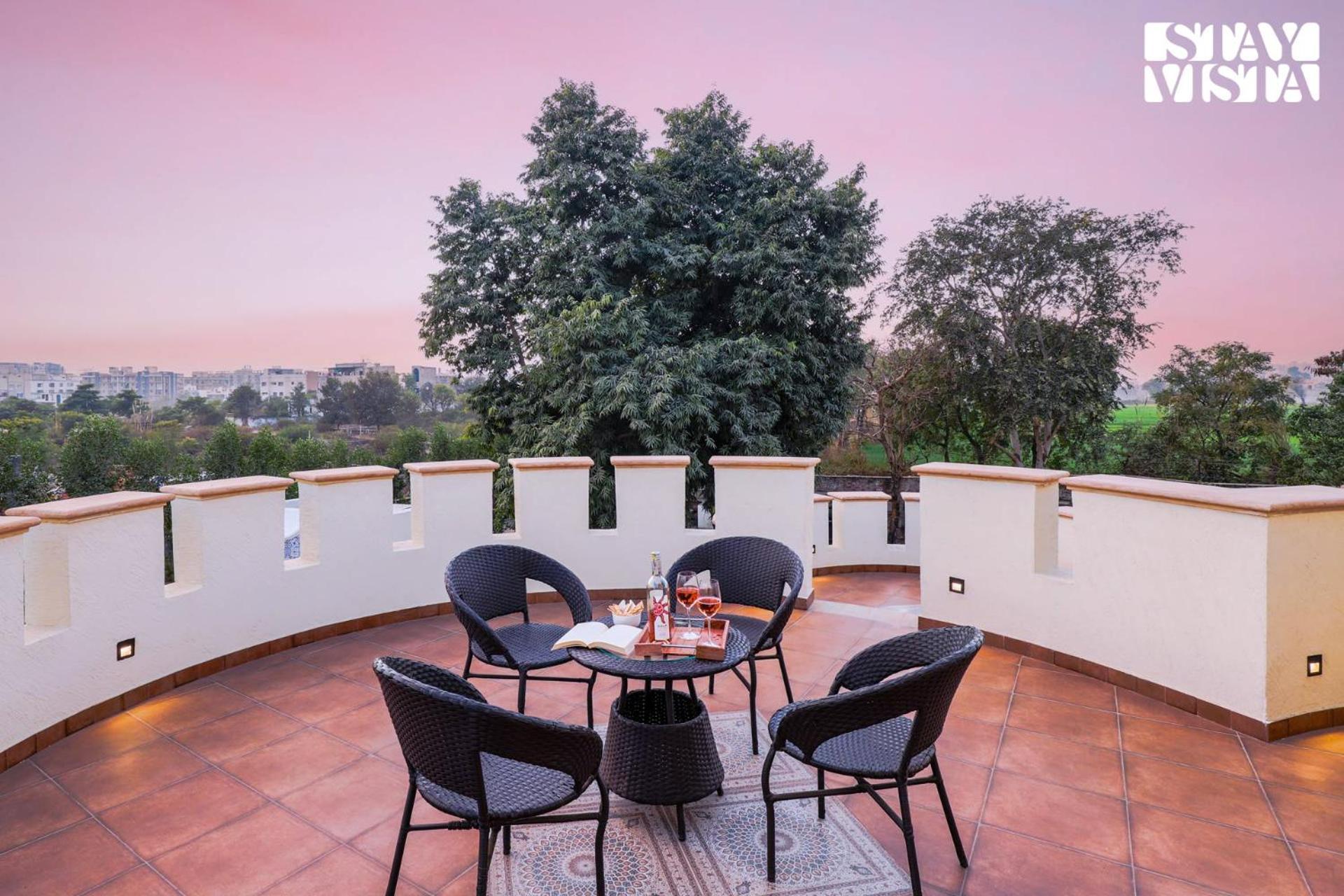 Stayvista'S Mystic Castle With Terrace, Swimming Pool, Lawn With Gazebo 斋浦尔 外观 照片